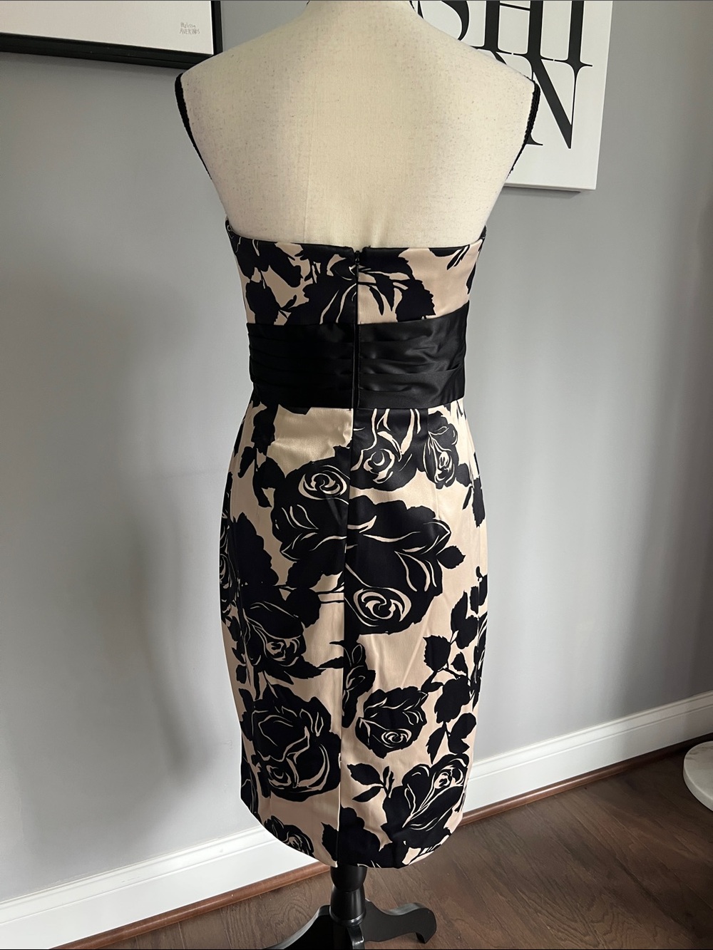 White House Black Market Strapless Satin Floral Dress - Picture 5 of 9